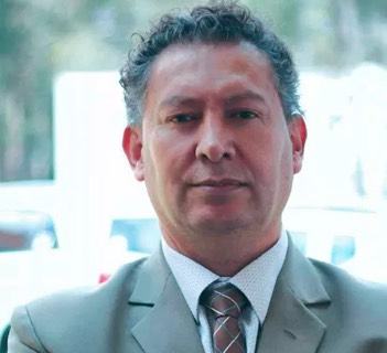 Dr. Estevan R.